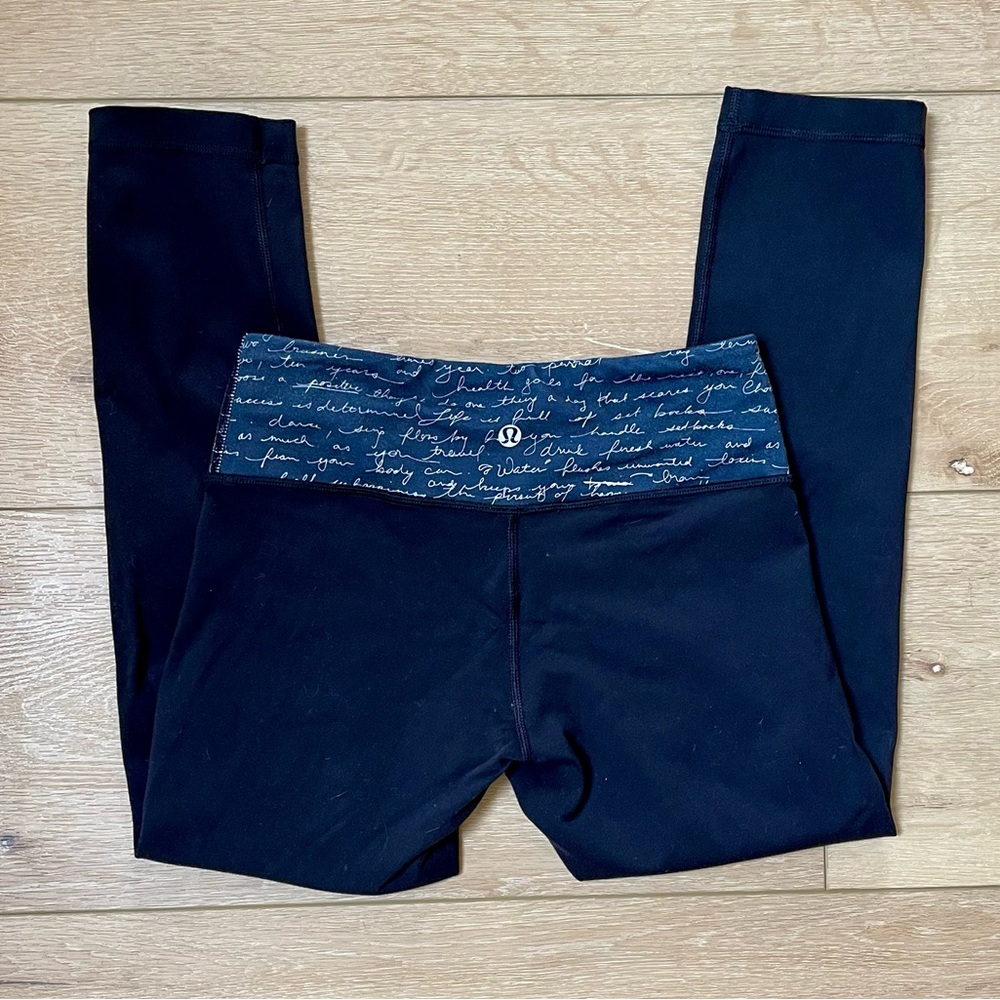 Lululemon Wunder Under Low Rise Cropped Reversible Leggings - Size 4 - Black